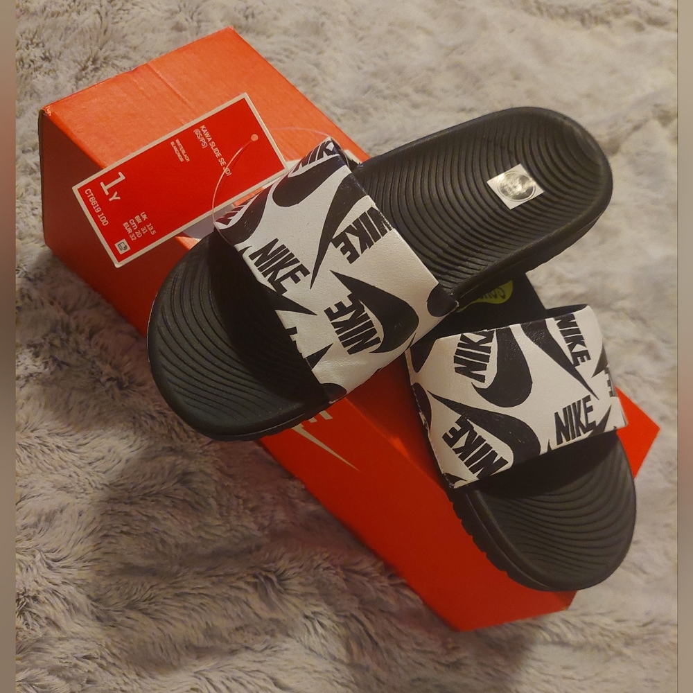 Kids Nike Slides